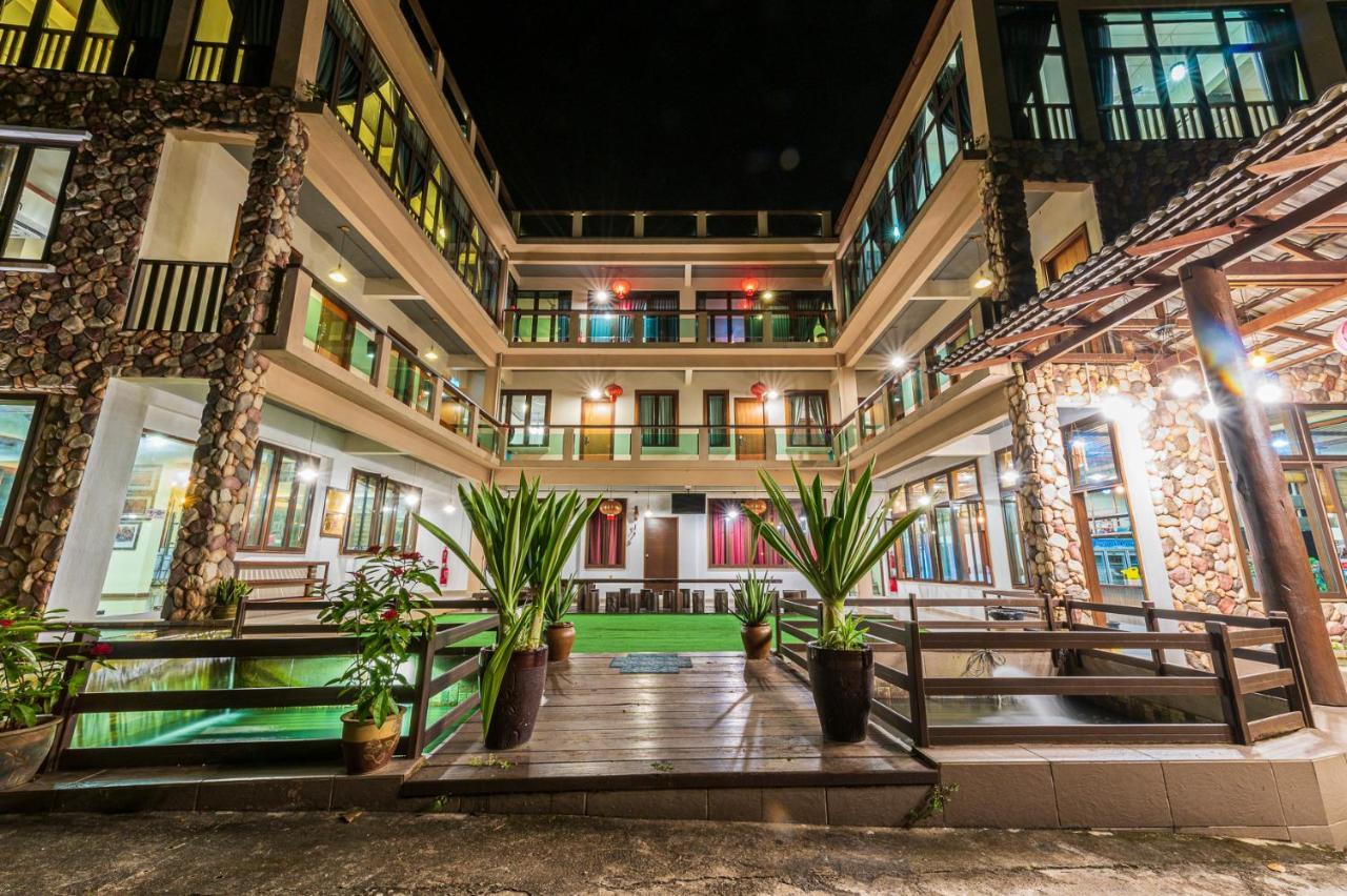 Bentong Eco Wellness Resort 14Room 69Pax By Verano Homestay Экстерьер фото